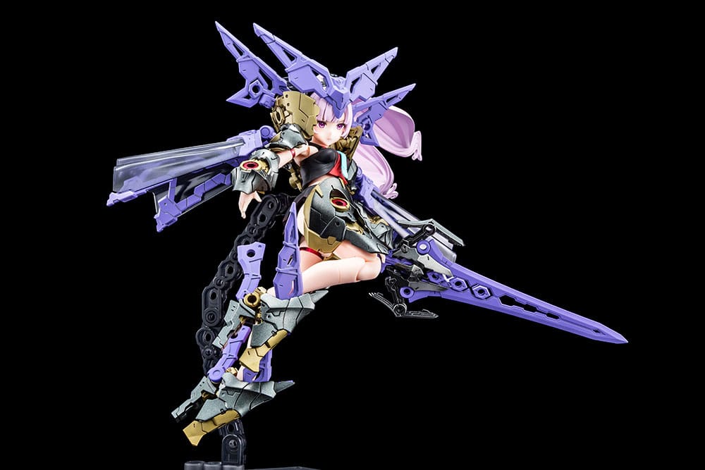 Megami Device Plastic Model Kit 1/1 Buster Doll Paladin Darkness Claw 17 cm 4934054064670