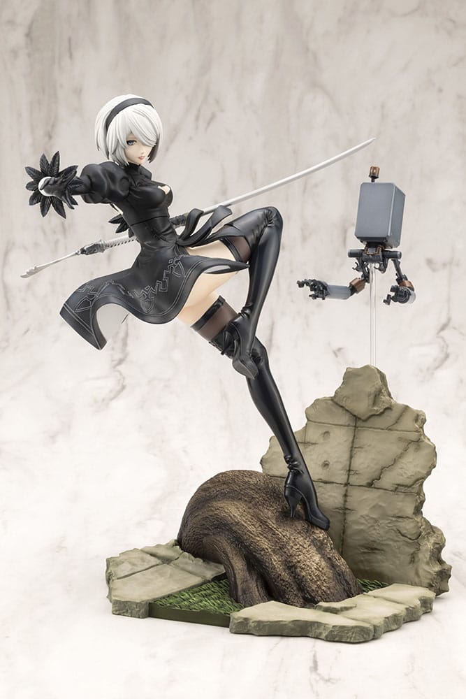 Nier:Automata Ver. 1.1a ARTFX J Statue 1/8 2B 24 cm 4934054050147