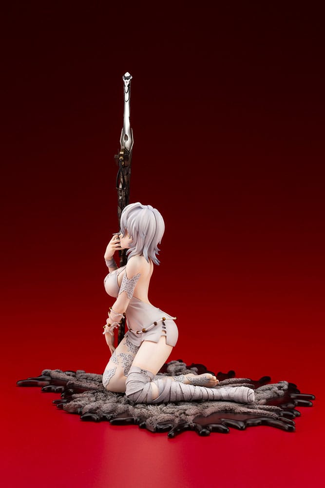 Code Vein ARTFXJ Statue 1/7 Io cuddling the sword 24 cm 4934054059010