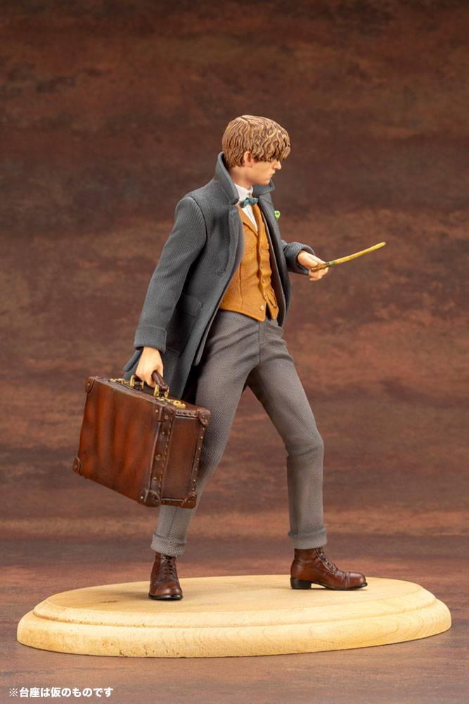 Fantastic Beasts 2 ARTFX+ PVC Statue 1/10 Newt Scamander 18 cm 4934054004744