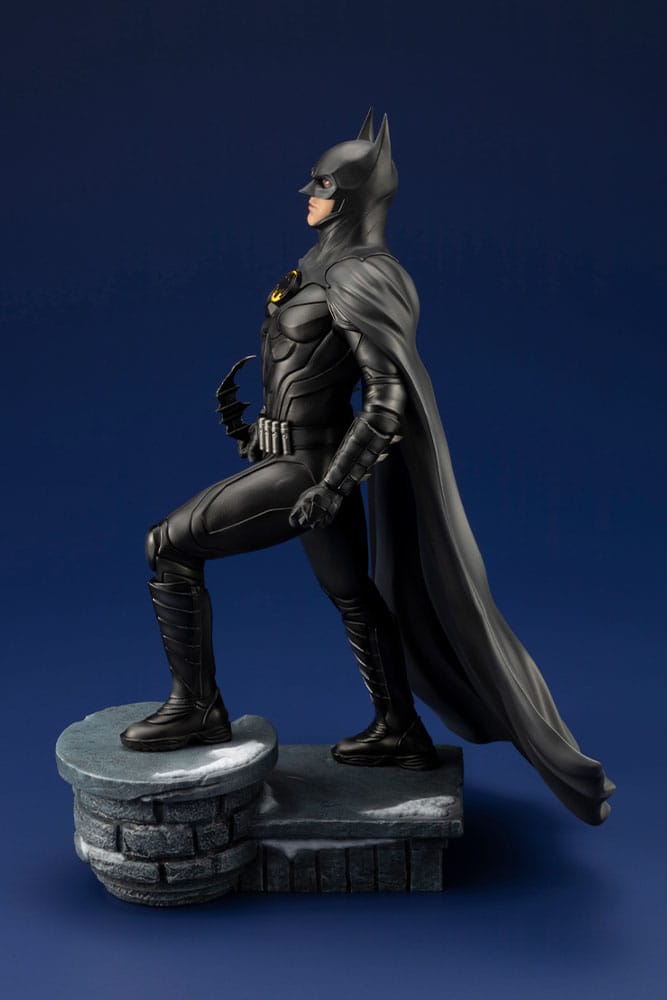 DC Comics ARTFX PVC Statue 1/6 The Flash Movie Batman 34 cm 4934054051410