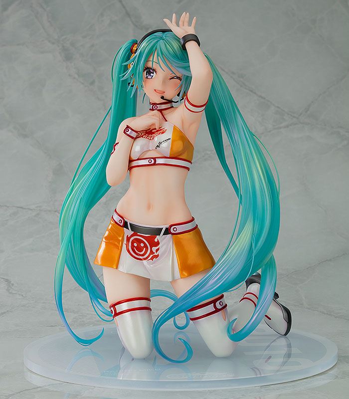 Hatsune Miku GT Project PVC Statue 1/7 Racing Miku 2010 Ver. Art by Kentaro Yabuki 18 cm 4545784043387