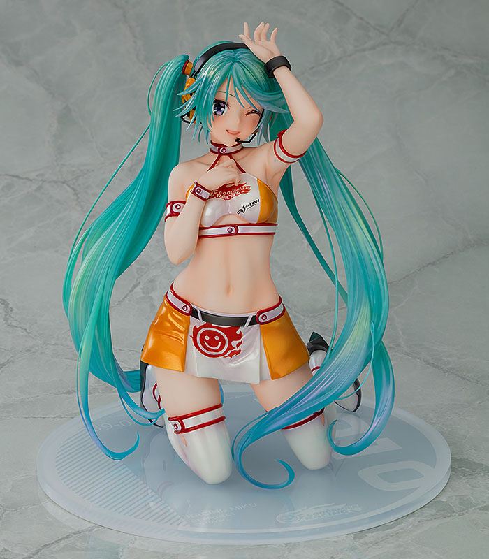 Hatsune Miku GT Project PVC Statue 1/7 Racing Miku 2010 Ver. Art by Kentaro Yabuki 18 cm 4545784043387