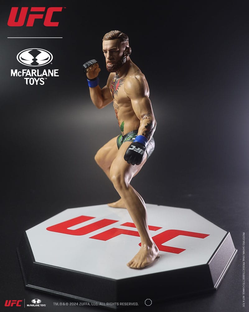 UFC Posed PVC Statue Conor McGregor 18 cm 0787926104318