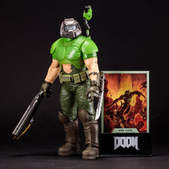 Doom Eternal Action Figure Doom Slayer Classic (Glow In The Dark Edition) Gold Label 18 cm 0787926111484