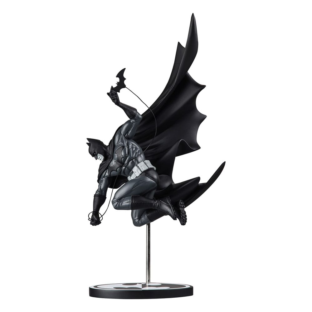 DC Direct Batman Black & White Statue 1/10 Batman by Inhyuk Lee 25 cm 0787926302257