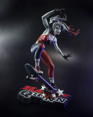 DC Direct Harley Quinn: Red, White & Black Statue 1/10 Harley Quinn by Ivan Tao 20 cm 0787926302288