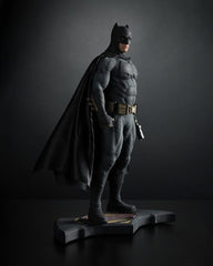 Batman v Superman: Dawn of Justice Statue 1/6 Batman 32 cm 0787926302455