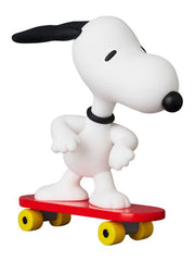 Peanuts UDF Series 17 Mini Figure Skateboard Snoopy 7 cm 4530956158242