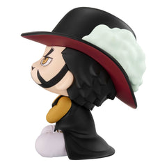 One Piece Look Up PVC Statue Dracule Mihawk 11 cm 4535123839658