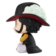 One Piece Look Up PVC Statue Dracule Mihawk 11 cm 4535123839658