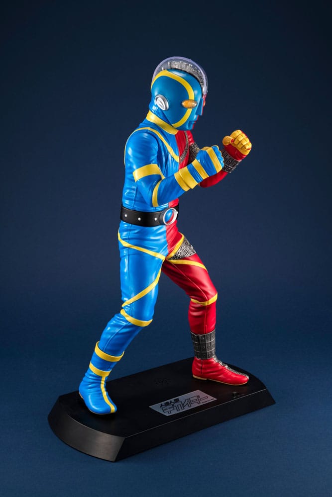 Kikaider Light-Up Ultimate Article Figure Android Kikaider Renewal Edition 40 cm 4535123840852