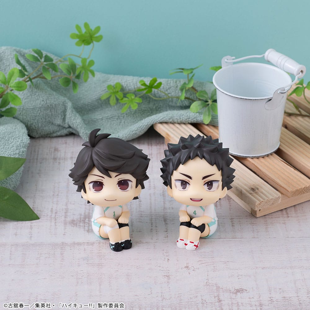 Haikyu!! Look Up PVC Statues Toru Oikawa & Hajime Iwaizumi Uniform Ver. 11 cm (with gift) 4535123841736