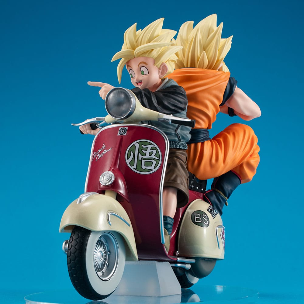 Dragonball Z 05 Desktop Real McCoy PVC Diorama Super Saiyan Son Goku & Super Saiyan Son Gohan & Motorbike 16 cm 4535123842139