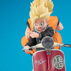 Dragonball Z 05 Desktop Real McCoy PVC Diorama Super Saiyan Son Goku & Super Saiyan Son Gohan & Motorbike 16 cm 4535123842139