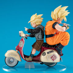 Dragonball Z 05 Desktop Real McCoy PVC Diorama Super Saiyan Son Goku & Super Saiyan Son Gohan & Motorbike 16 cm 4535123842139