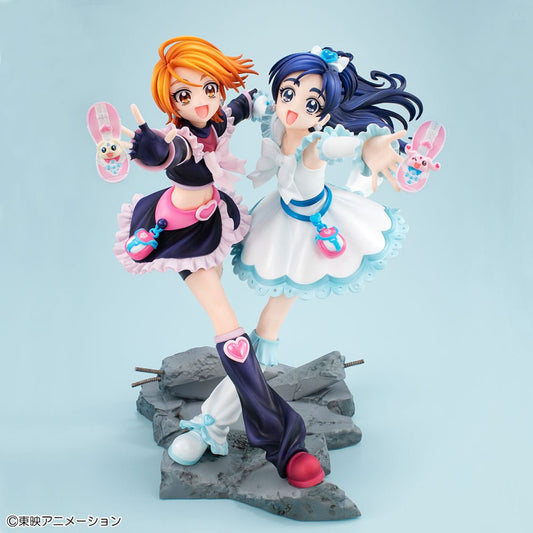 Pretty Cure Lucrea PVC Statue Cure Black & Cure White 22 cm 4535123842221