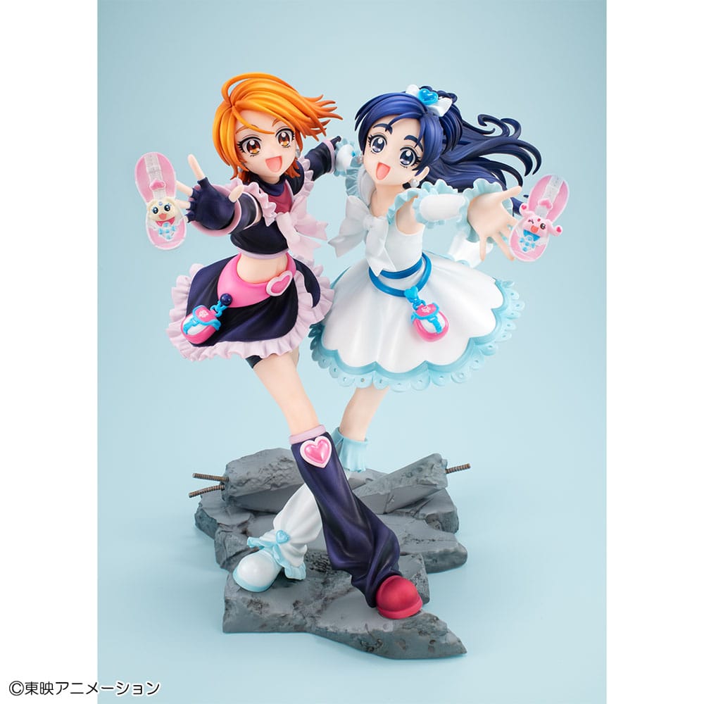 Pretty Cure Lucrea PVC Statue Cure Black & Cure White 22 cm 4535123842221