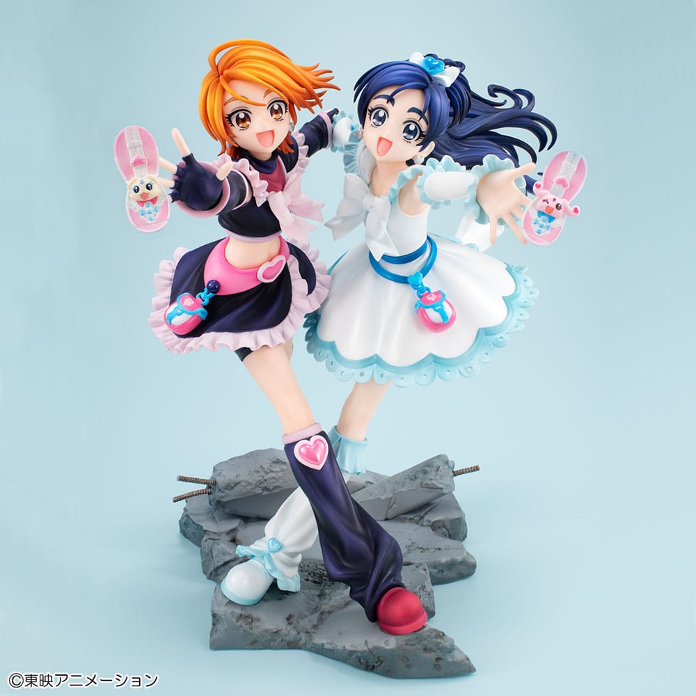 Pretty Cure Lucrea PVC Statue Cure Black & Cure White 22 cm 4535123842221