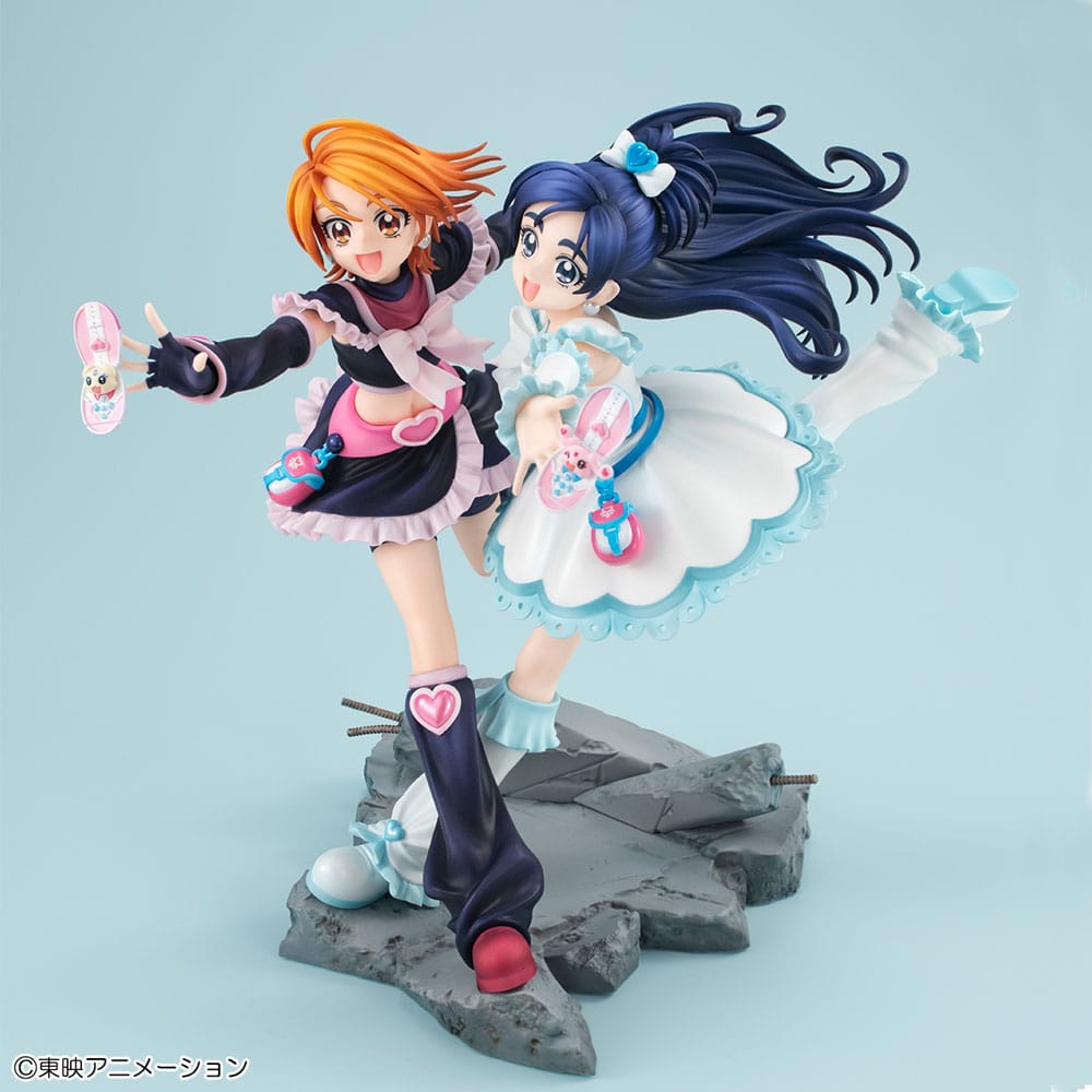 Pretty Cure Lucrea PVC Statue Cure Black & Cure White 22 cm 4535123842221