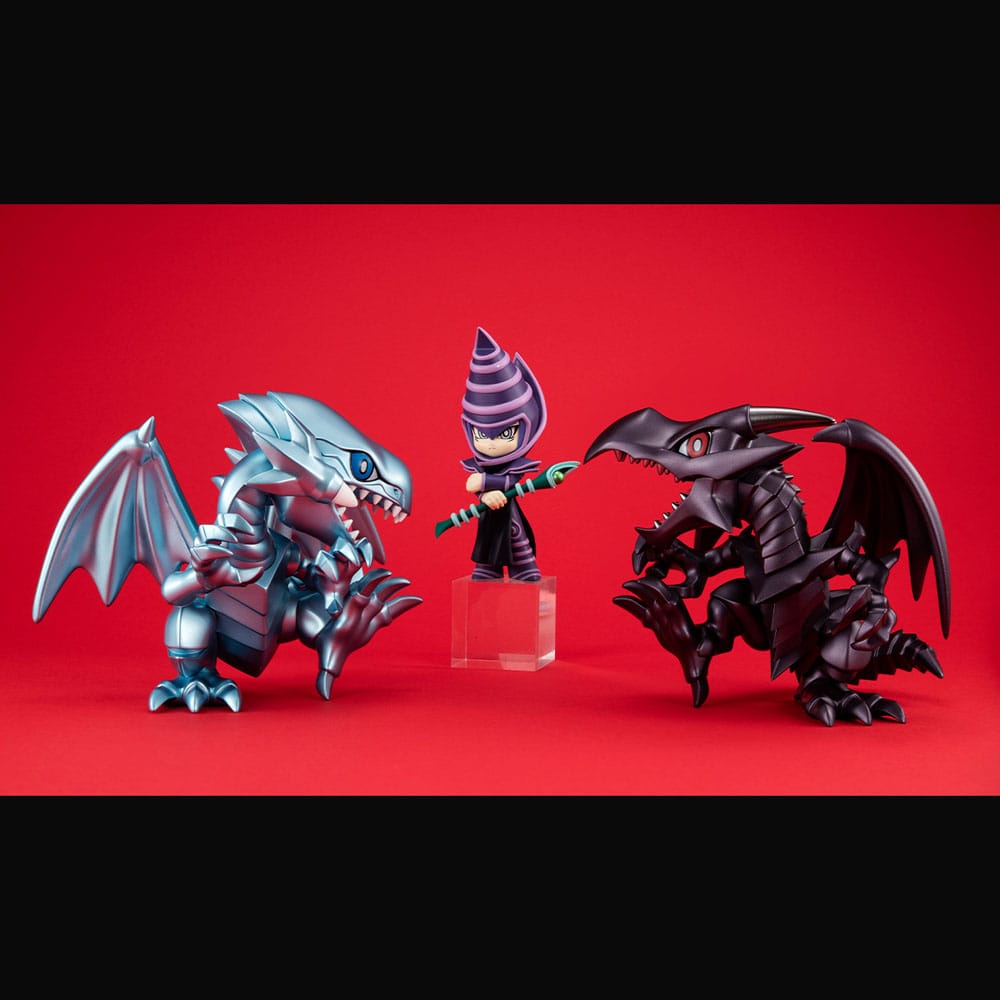 Yu-Gi-Oh! Duel Monsters Megatoon PVC Statue Red Eyes Black Dragon & The Winged Dragon of Ra 13 cm (with gift) 4535123842511