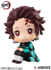 Demon Slayer Kimetsu no Yaiba Look Up PVC Statue Tanjiro Kamado 11 cm 4535123843396