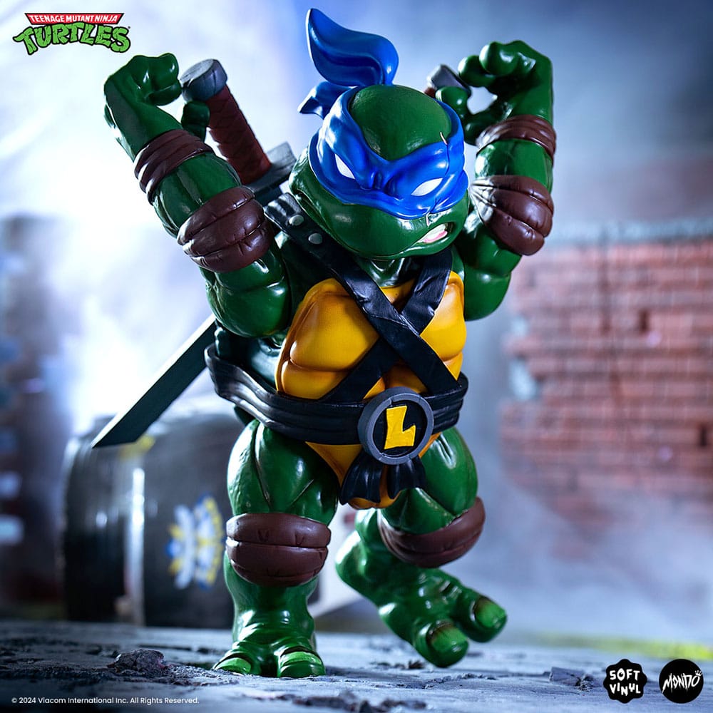 Teenage Mutant Ninja Turtles Soft Vinyl Figure Leonardo 25 cm 0810140241443