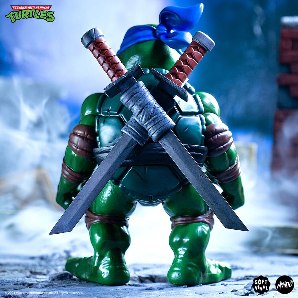 Teenage Mutant Ninja Turtles Soft Vinyl Figure Leonardo 25 cm 0810140241443