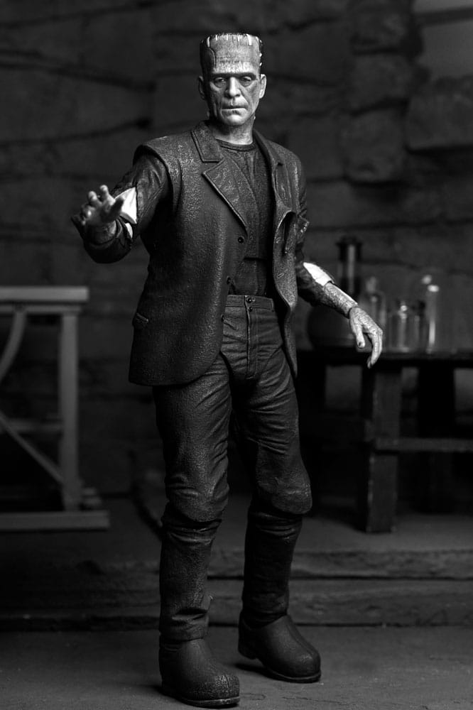 Universal Monsters Action Figure Ultimate Frankenstein's Monster (Bride of Frankenstein) (B&W) 18 cm 0634482048832