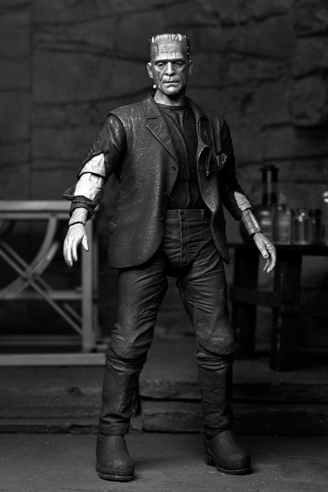 Universal Monsters Action Figure Ultimate Frankenstein's Monster (Bride of Frankenstein) (B&W) 18 cm 0634482048832