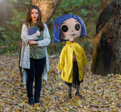 Coraline Life-Size Plush Figure Coraline with Button Eyes 152 cm 0883975186425