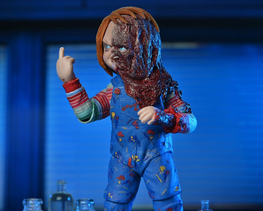 Child´s Play Action Figure Chucky (TV Series) Ultimate Chucky 18 cm 0634482421246