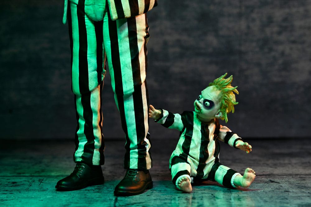 Beetlejuice Beetlejuice Action Figure 7 Scale Ultimate Striped Suit Beetlejuice 18 cm 0634482573044