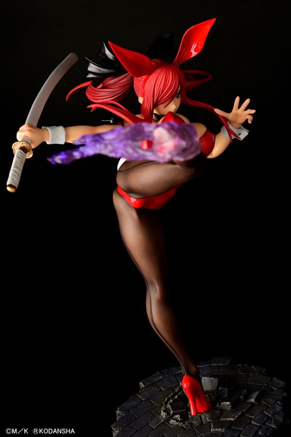 Fairy Tail Statue 1/6 Erza Scarlet High Kick Crimson Bunny Ver. 37 cm 4560321854660