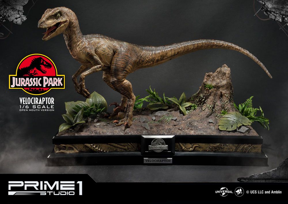 Jurassic Park Statue 1/6 Velociraptor 41 cm 4562471901836