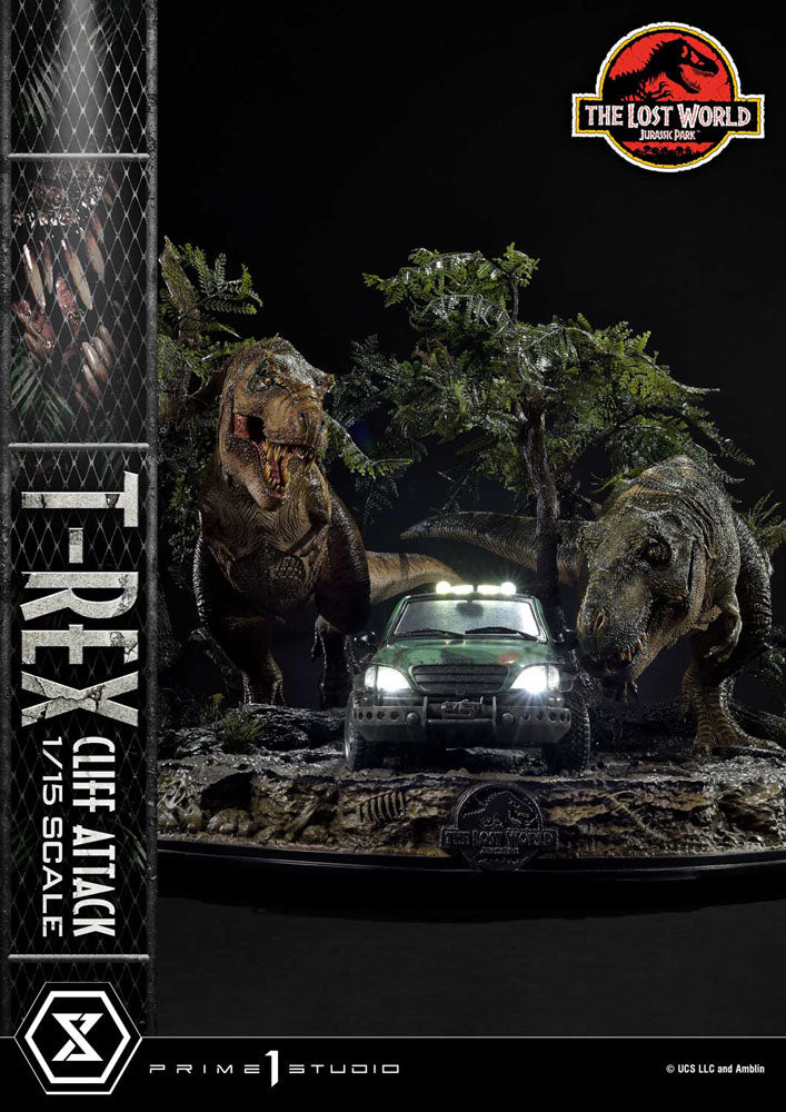 Jurassic World: The Lost World Statue 1/15 T-Rex Cliff Attack Bonus Version 53 cm 4580708043975