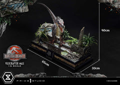 Jurassic Park III Legacy Museum Collection Statue 1/6 Velociraptor Male 40 cm 4580708048857