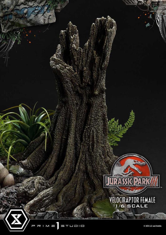 Jurassic Park III Legacy Museum Collection Statue 1/6 Velociraptor Female Bonus Version 44 cm 4580708049038