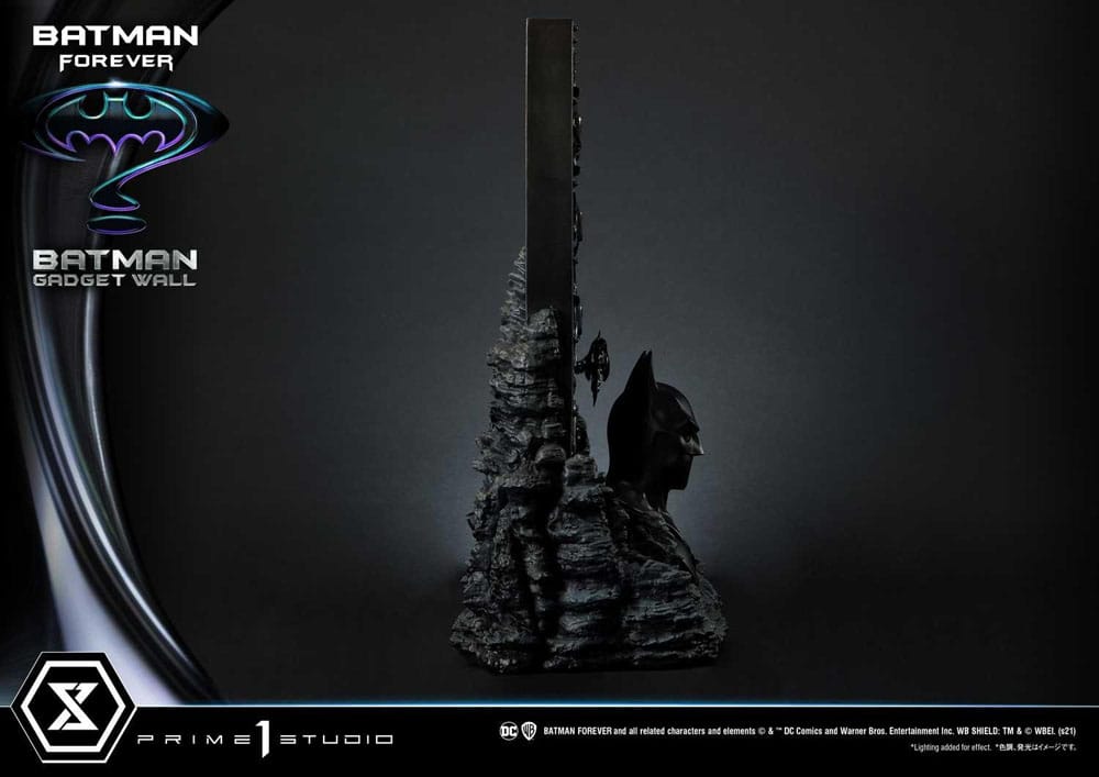 Batman Forever Museum Masterline Series Statue 1/3 Batman Gadget Wall 49 cm 4580708035475