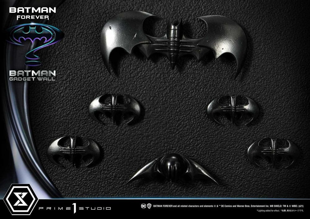 Batman Forever Museum Masterline Series Statue 1/3 Batman Gadget Wall 49 cm 4580708035475