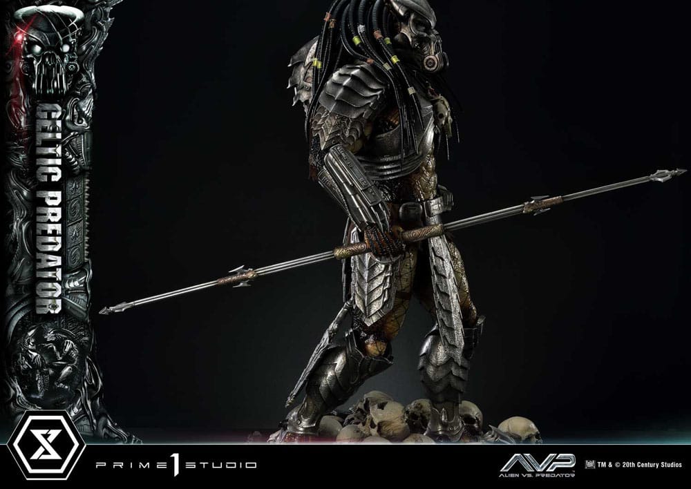 The Alien vs. Predator Museum Masterline Series Statue 1/3 Celtic Predator 95 cm 4580708048963