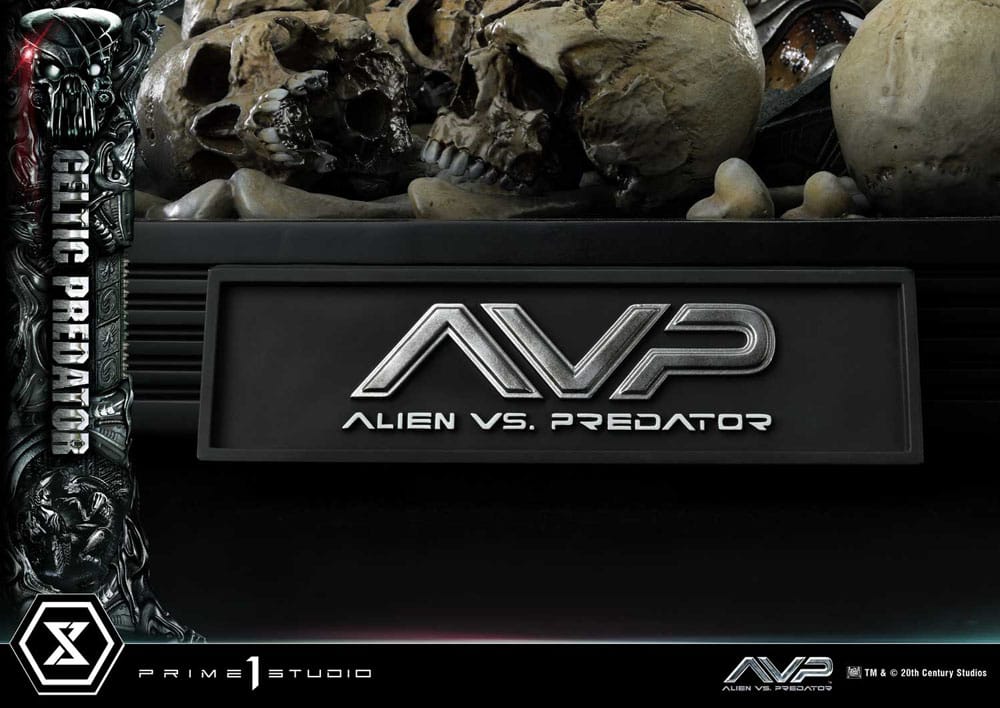 The Alien vs. Predator Museum Masterline Series Statue 1/3 Celtic Predator Bonus Ver. 95 cm 4580708048970