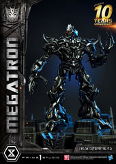 Transformers Museum Masterline Statue Megatro 4580708042565