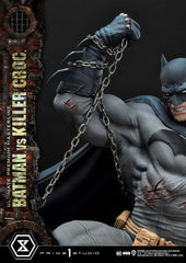 Batman Ultimate Premium Masterline Series Statue Batman Versus Killer Croc Deluxe Bonus Version 71 cm 4580708048475