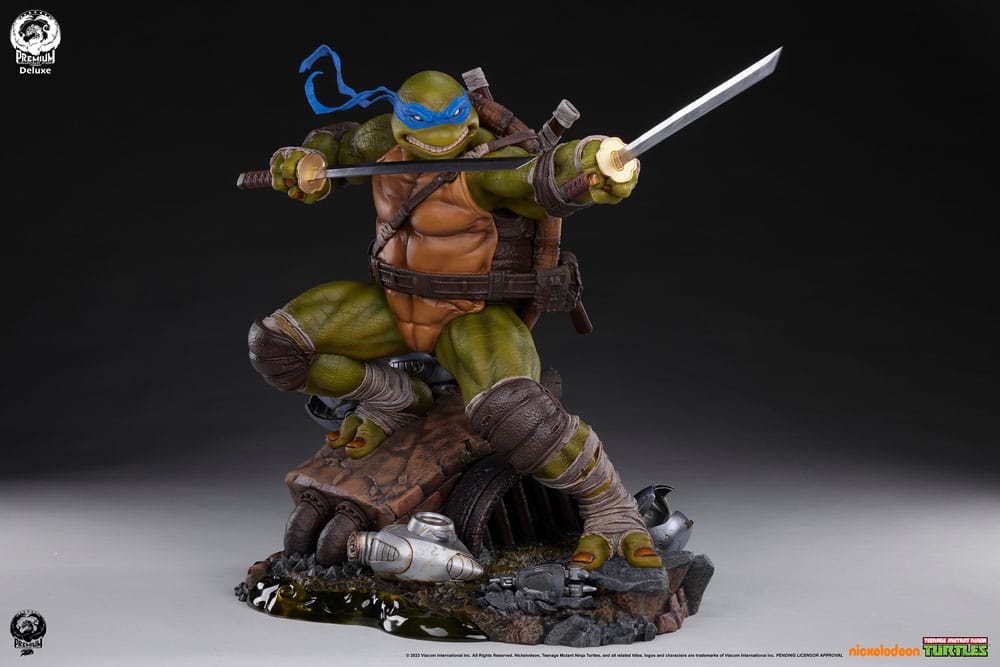 Teenage Mutant Ninja Turtles Statue 1/3 Leonardo (Deluxe Edition) 52 cm 0712179859654