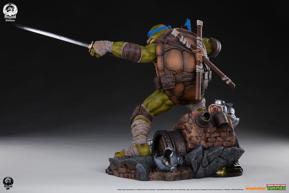 Teenage Mutant Ninja Turtles Statue 1/3 Leonardo (Deluxe Edition) 52 cm 0712179859654