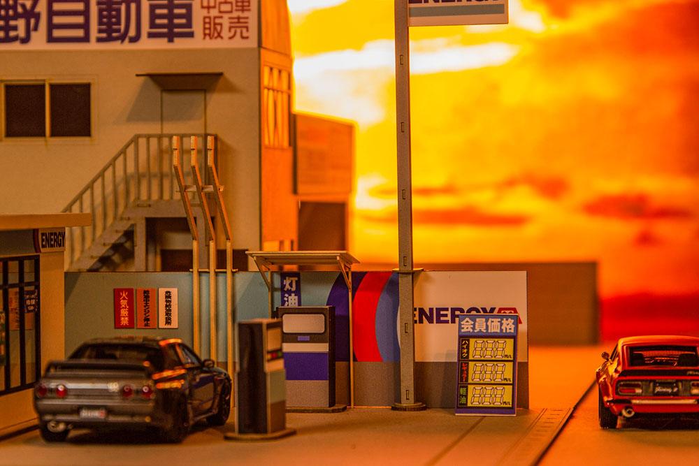 Original Illustration 1/64 Paper Model Kit 1/64 Gas Station 11 cm (re-run) 4582362385446