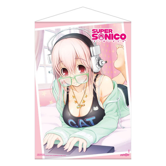 Super Sonico Wallscroll Super Sonico on her Laptop 50 x 70 cm 6430063311319