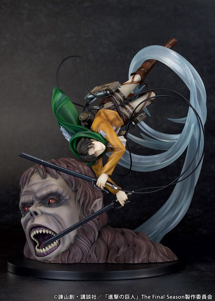 Attack on Titan PVC Statue 1/7 Levi vs Beast Titan Ver. 28 cm 4582666820667