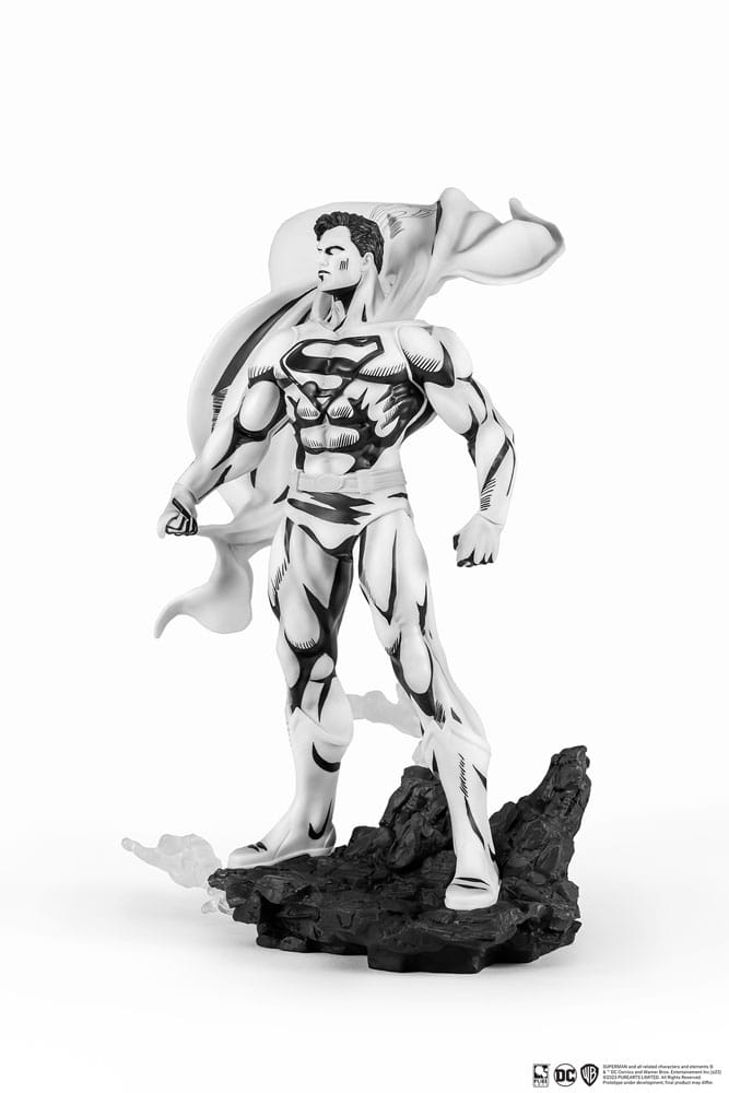 Batman PX PVC Statue 1/8 SDCC 2024 Superman Black & White Version 30 cm 0713929404735